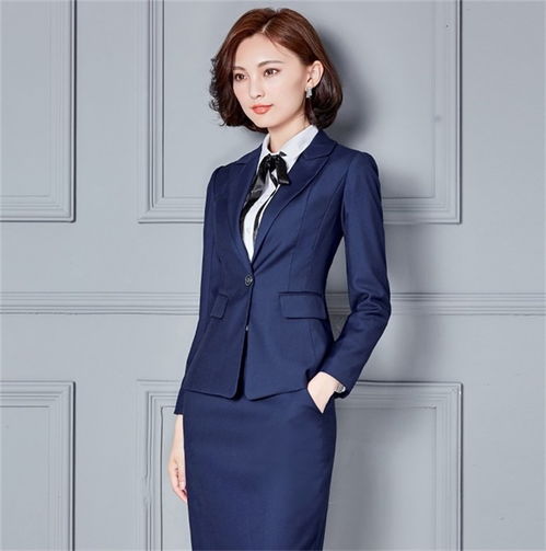 雅閣風(fēng)尚：專(zhuān)業(yè)女士職業(yè)裝與鞋帽搭配指南